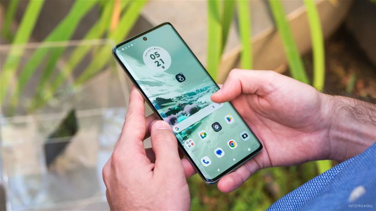 motorola edge 40 neo: un móvil de última generación entre la tierra y el agua