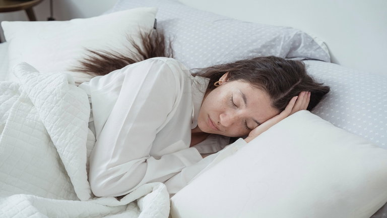 Este estudio te cuenta cuál es la mejor temperatura para dormir bien. En parte de España lo tendremos difícil