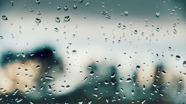 La historia del pueblo en el que cayó una lluvia tóxica desconocida que provocó enfermedades y muertes