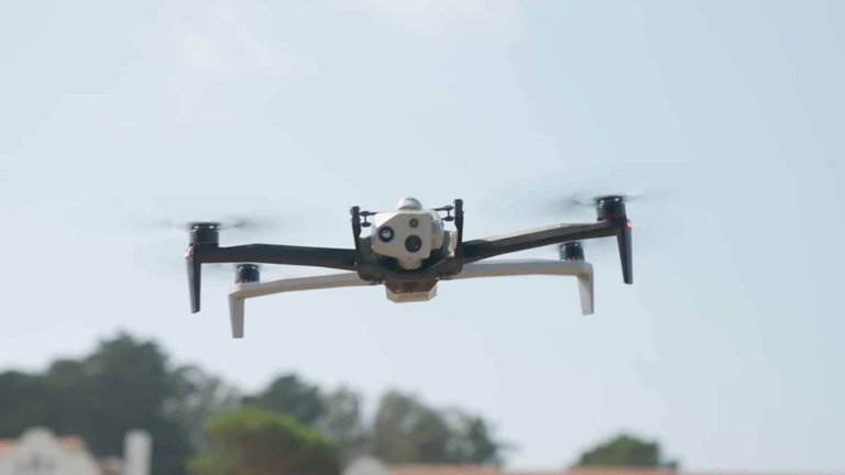 Nueva York podría decir adiós a las persecuciones con coches gracias este nuevo dron autónomo de la policía