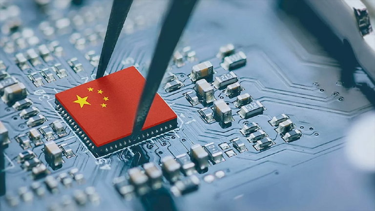 China a la carrera contra sus competidores: el país asiático avanza en la fabricación de chips