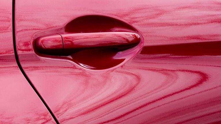 ¿Es verdad que el color del coche influye en el precio del seguro?