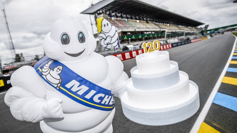 ¿Cómo se llama el famoso muñeco de Michelin y cuál es su historia?