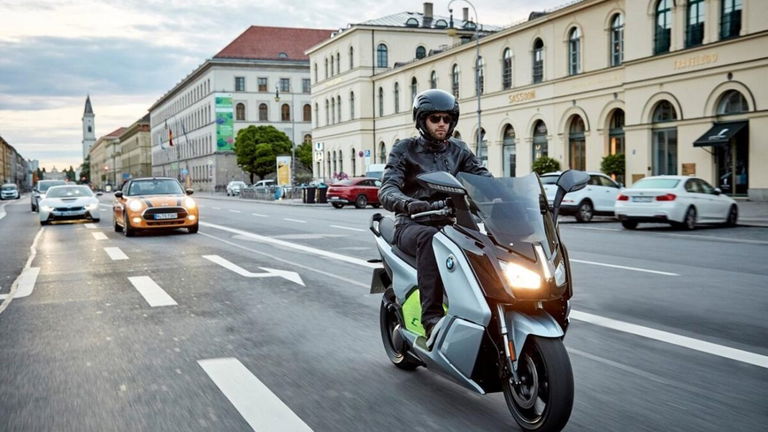 Qué tener en cuenta si estás pensando en comprar una moto eléctrica de segunda mano