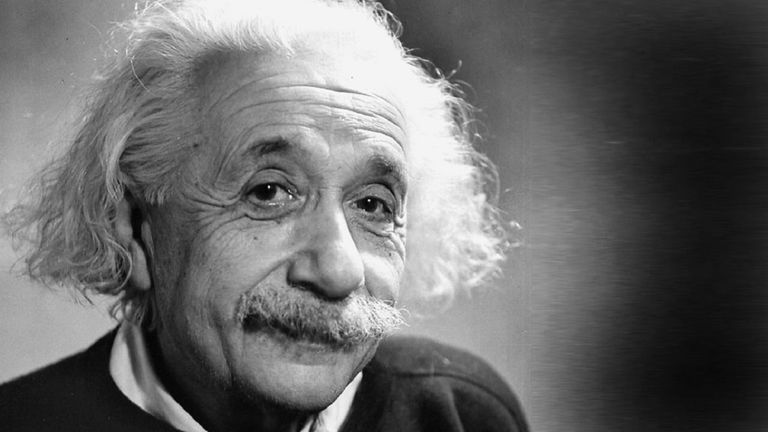 Un grupo de científicos alemanes adiestra a una IA para que piense igual que Albert Einstein