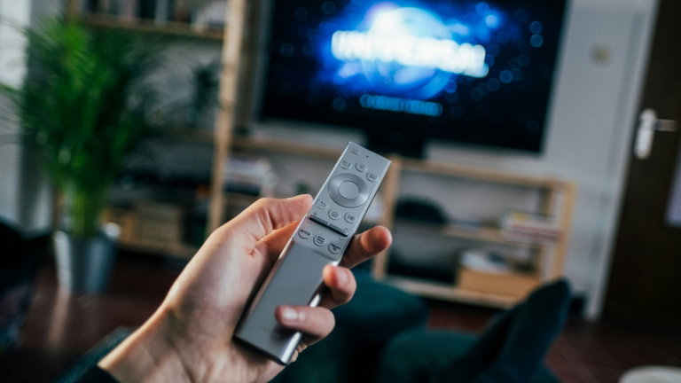 Prepárate para los cambios en la TDT: cuándo, cómo y qué hacer para preparar tu televisor