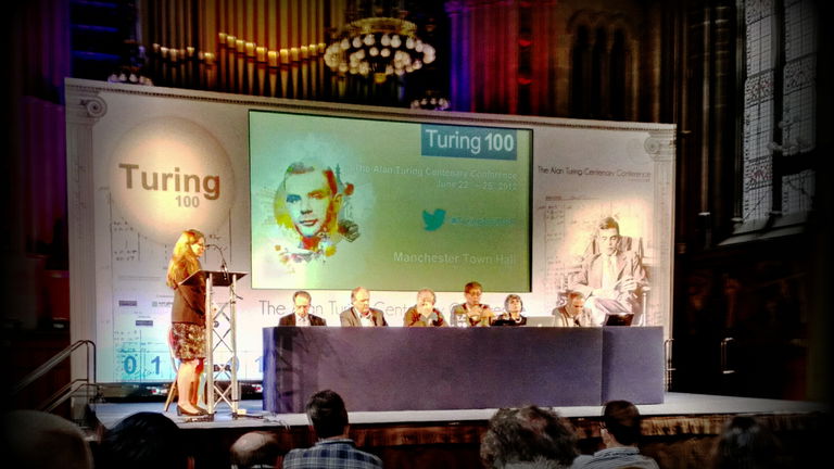Cómo funciona el test de Turing y cuándo se ha superado