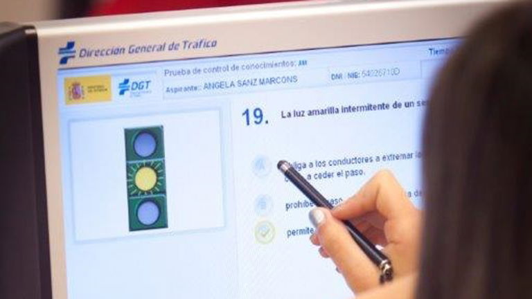 Las preguntas más falladas en el examen teórico de conducir