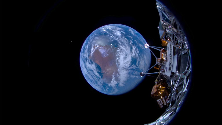 La misión IM-1 está de camino a la Luna y tiene tiempo de sacarse increíbles selfis con la Tierra de fondo