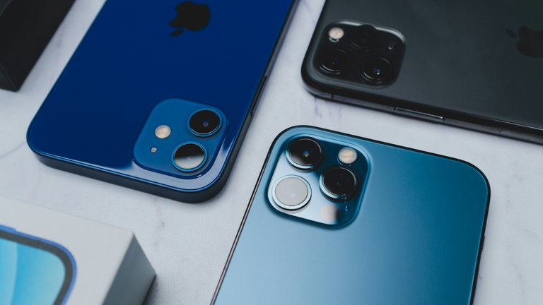 Los 7 teléfonos móviles más vendidos de 2023 son todos iPhone y estos son los modelos