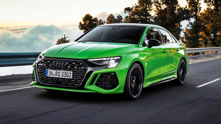 El Audi RS 3 es el último de su especie: es el único coche de cinco cilindros que queda en 2024