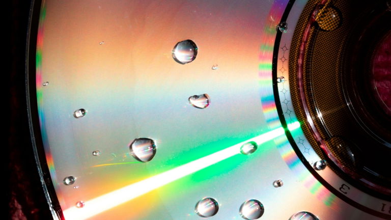 Científicos inventan un disco óptico capaz de almacenar más películas de las que puedes ver en una vida