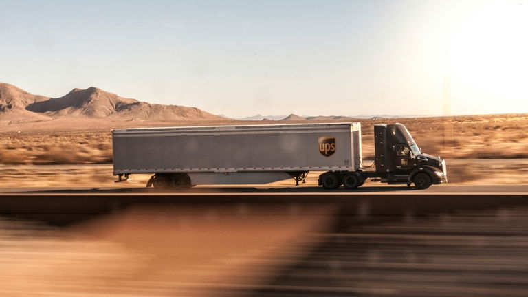 La razón de por qué los repartidores de UPS jamás giran a la izquierda en sus rutas