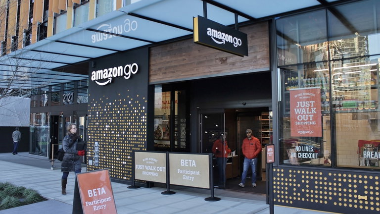 Desvelada la 'tecnología mágica' tras las tiendas sin cajeros de Amazon: más engaño que innovación