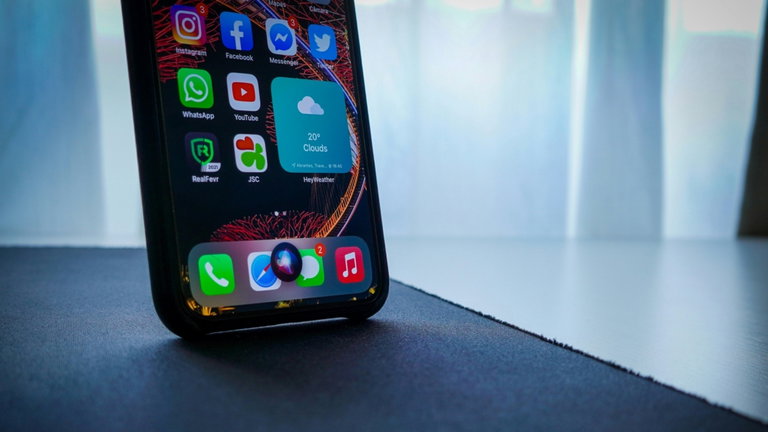 Apple podría potenciar las funcionalidades de iOS 18 con  una IA que sea ejecutada en el propio iPhone