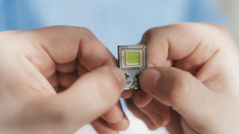 La App Store ha visto la fugaz vida de un emulador de Game Boy Advance, que ya ha sido retirado