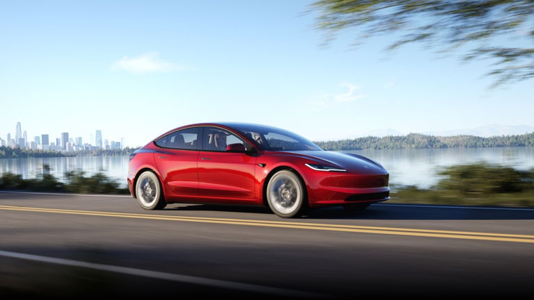 Esto es lo que se sabe del inminente Tesla Model 3 Ludicrous, la versión más potente de la berlina