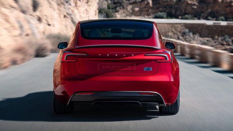 Los 10 coches eléctricos que son más rápidos de lo que pensabas