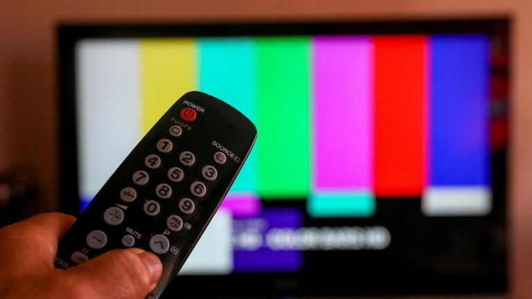 Para qué sirven los botones de colores del mando a distancia