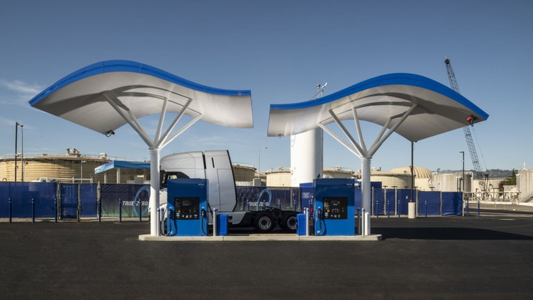 El hidrógeno obtiene otra victoria en USA gracias a esta estación para grandes camiones