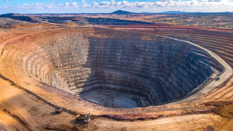 Los expertos dicen que miles de millones de dólares podrían estar enterrados en este país africano
