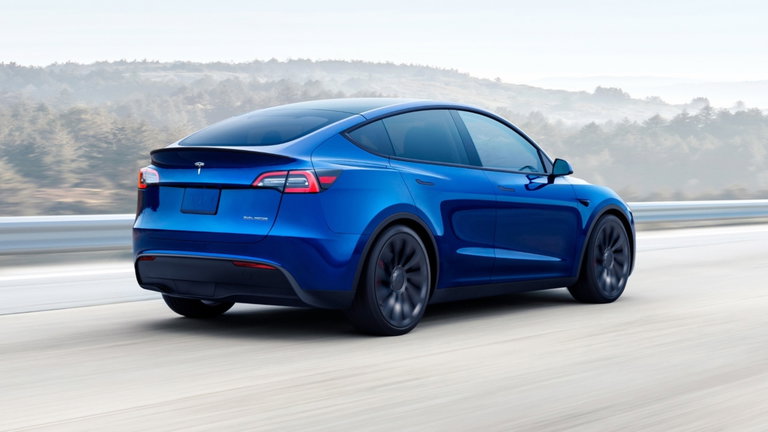 Este coche de Tesla ha sido mejorado en 2024 y ahora viene con más autonomía que antes
