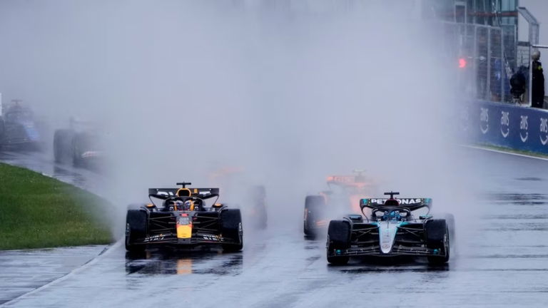 La Fórmula 1 acaba de entregar en un gran premio el primer trofeo diseñado por IA