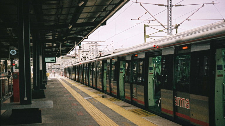 China construye un tren con fibra de carbono que podría ser el futuro de los transportes públicos