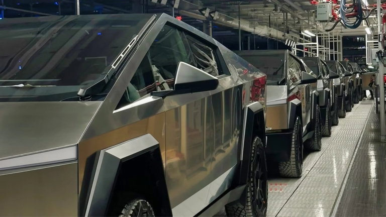 Inconvenientes de tener el limpiaparabrisas más grande del mundo: la Cybertruck se enfrenta a un problema