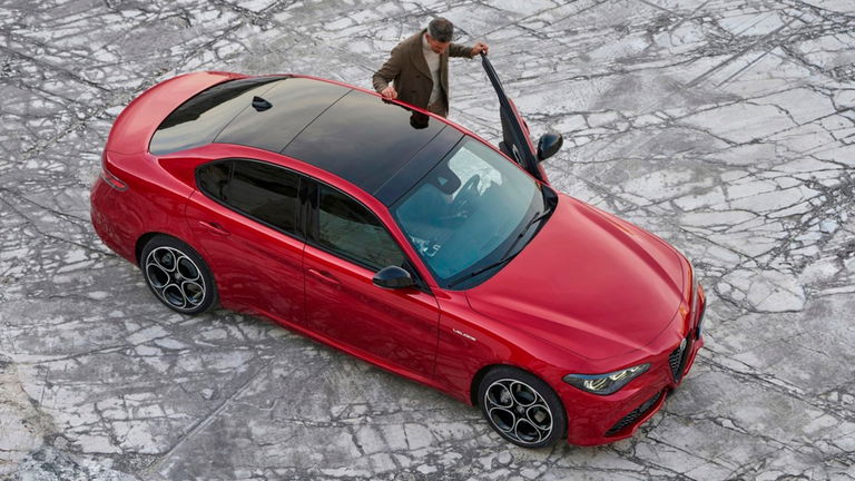 Los 15 coches con tracción trasera más baratos del mercado