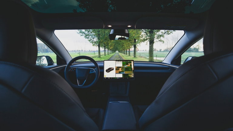Un estudio remarca que los sistemas de asistencia al conductor no hacen más seguro conducir un coche
