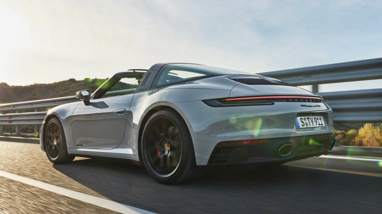 Los 10 coches icónicos que deberían tener cuanto antes una versión eléctrica