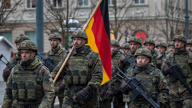 Alemania es uno de los países que más armas ha enviado a Ucrania: la lista es larga y estas son algunas de las más poderosas