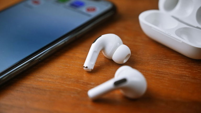 Los AirPods Pro ya son oficialmente “audífonos”: la FDA ha aprobado su revolucionaria actualización de software