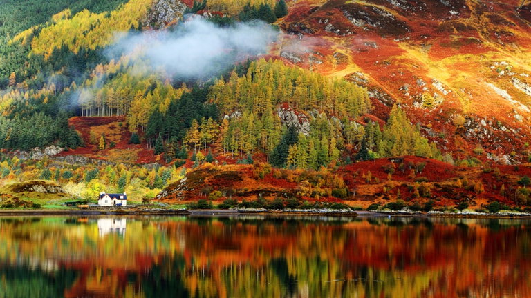 Los 9 maravillosos destinos vacacionales a los que debes ir durante el otoño y que son postales de película
