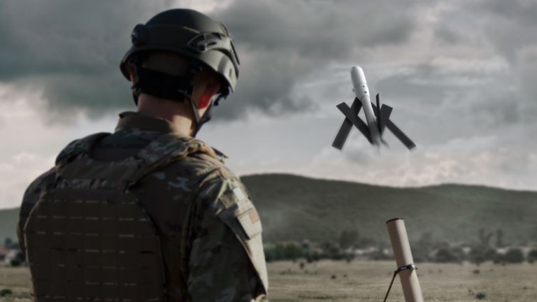 Estados Unidos copia a Irán y realiza un enorme pedido de drones kamikazes para su ejército
