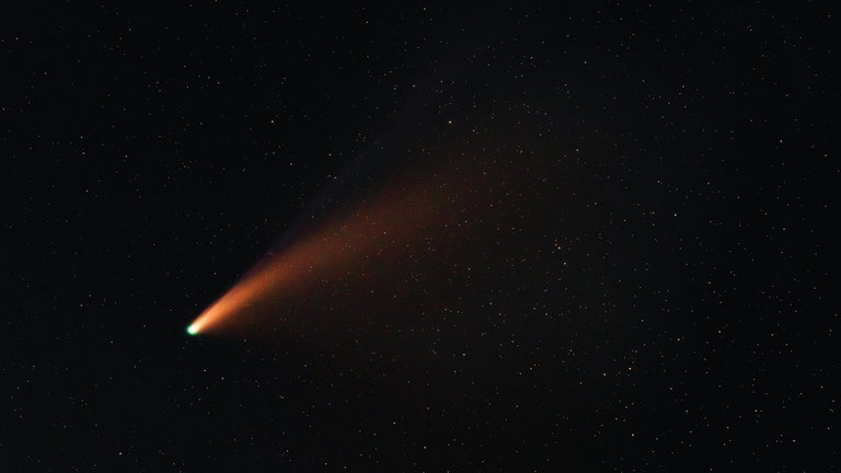 Se sabe que algunas estrellas viajan con hipervelocidad, esto podría tener una loca razón según una nueva teoría: podrían estar pilotadas por extraterrestres