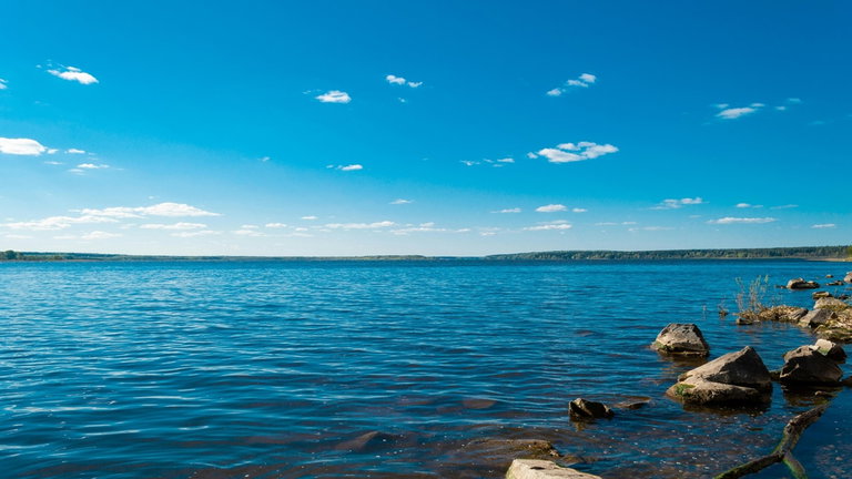 Este lago estadounidense es muy especial, se llama Isa y es único en la Tierra por donde desemboca su agua
