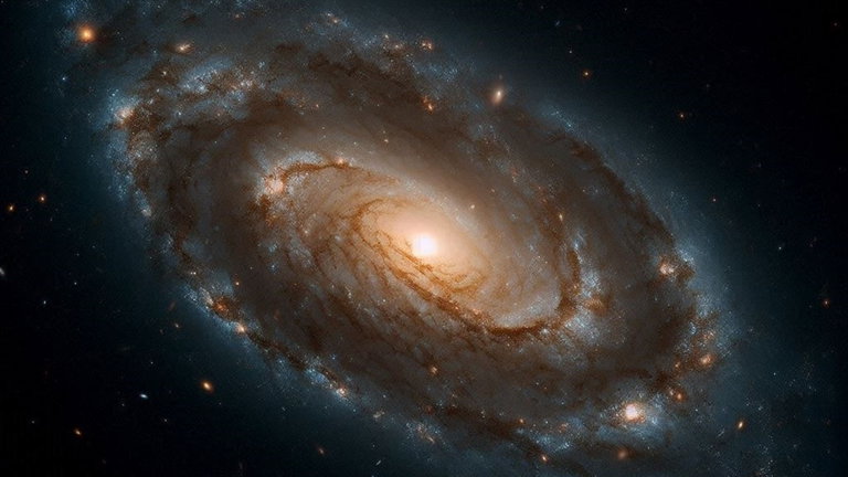 Hemos descubierto una de las galaxias más solitarias del universo: tiene como apodo 'Erizo' y podría haber sido forzada a perder su material