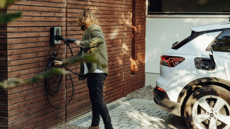 Enfurecerá a muchos amantes de los coches de combustión: en Noruega ya circulan más vehículos eléctricos que de gasolina