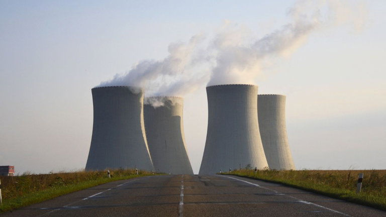 Los grandes líderes de la inteligencia artificial tienen claro lo que quieren: más energía nuclear