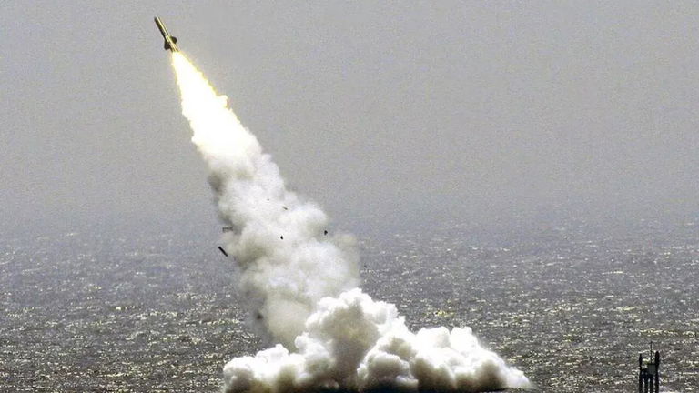 Detienen a un jefe de la Yakuza japonesa por tráfico de armas: quería vender material radiactivo para hacer bombas nucleares