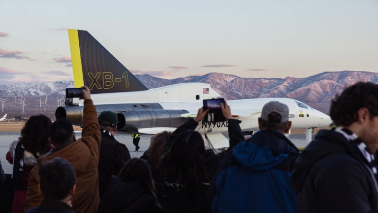 Las empresas de aviación rompen la barrera del sonido. El primer avión privado con esta capacidad acaba de volar en Estados Unidos