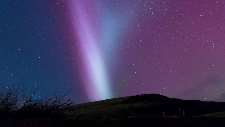 Los científicos creen haber encontrado un nuevo fenómeno desconocido hasta el momento. Todo tiene que ver con esta extraña luz en el cielo