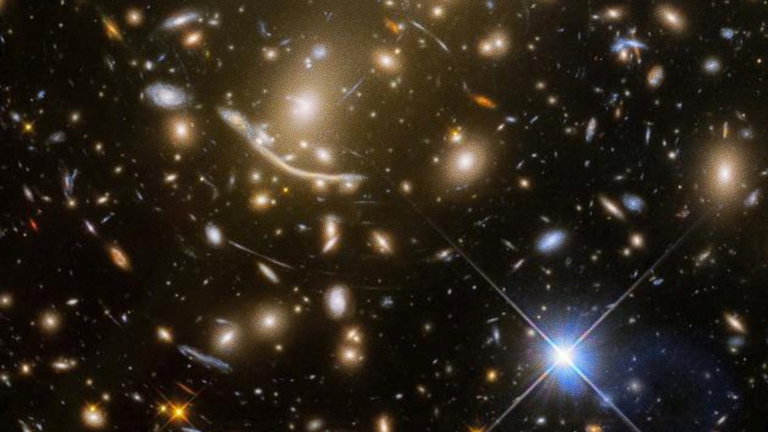 El mapa de objetos espaciales que conocemos ahora es más grande. El telescopio James Webb encuentra casi cincuenta nuevas estrellas