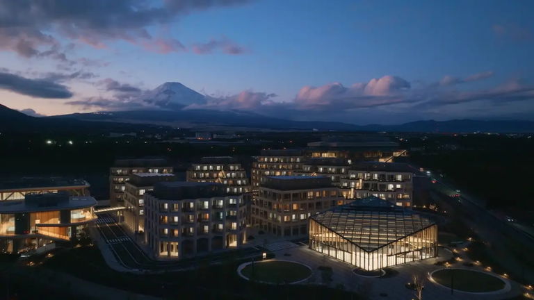 Toyota ha creado la ciudad del futuro en Japón: sus empleados vivirán y experimentarán con la tecnología que la convierte en un "laboratorio viviente"
