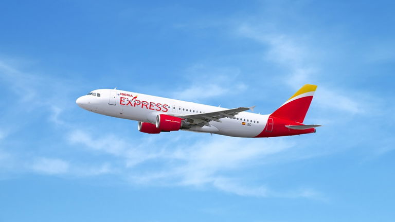 IAG planea abrir una nueva low cost tras la falta de acuerdo con Iberia Express en las condiciones de los pilotos