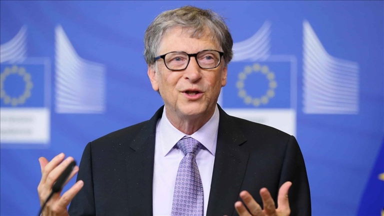 Bill Gates busca especialistas en España para trabajar en Microsoft. Los sueldos pueden llegar hasta los 180.000 euros