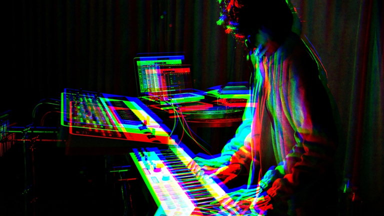 Nuestros padres parecen tener razón: la música actual se está volviendo más simple y nadie sabe por qué