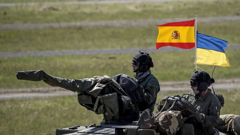 Sergii, soldado ucraniano, se pronuncia sobre los vehículos enviados por España a la guerra: "lo mejor de estos tanques es que salvan vidas"